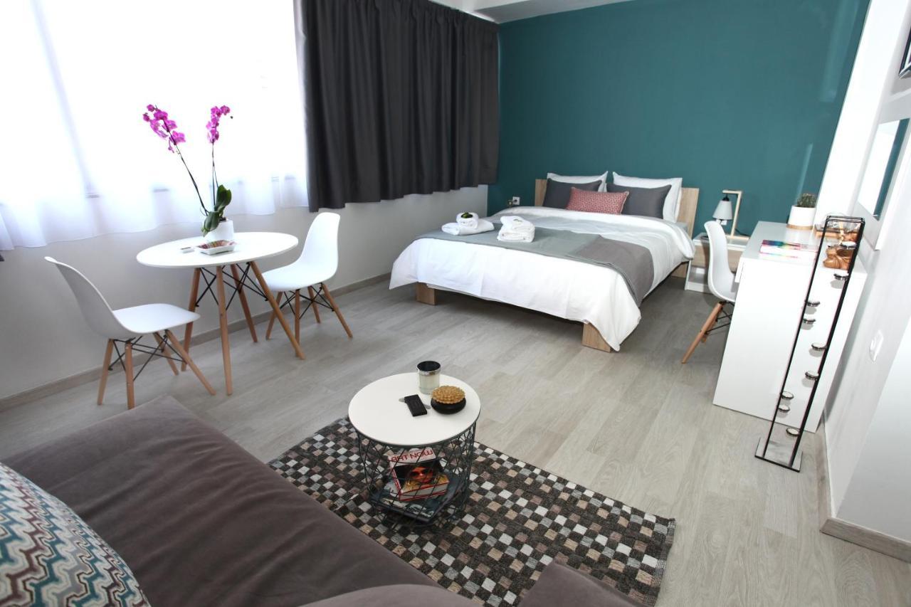 Old Town Hall Suites And Apartments Atenas Exterior foto